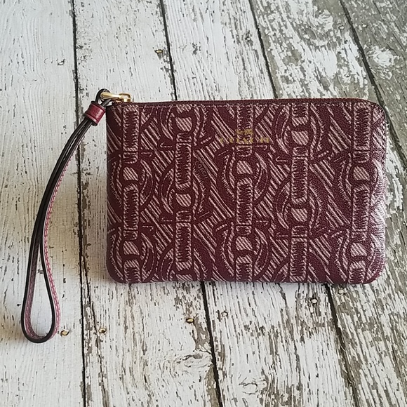 Coach red wristlet corner zip with chain print - Picture 3 of 6